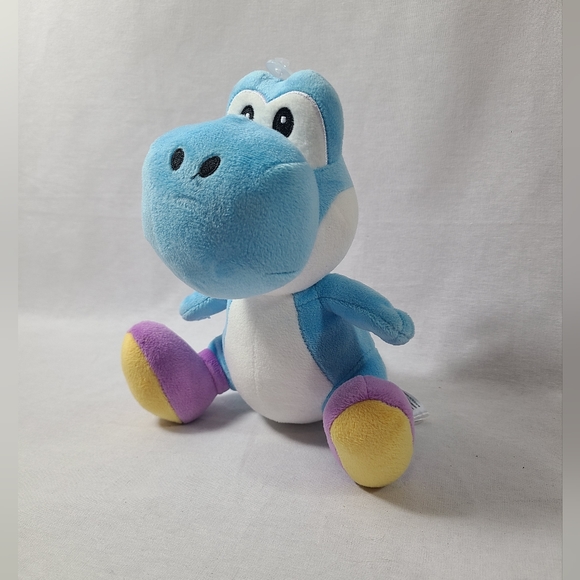 Super Mario Yoshi Stuffed Animal Plush Light Blue Purple Red 2018 Nintendo - Picture 1 of 5